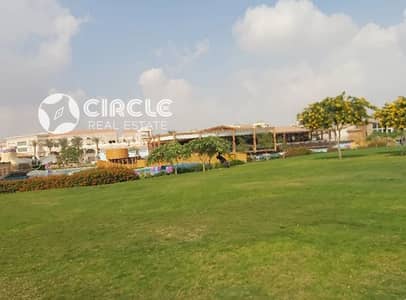 شقة ١٦٥م بفيو علي اللاندسكيب بالمطبخ والتكييفات للإيجار في هايد بارك نيو كايرو Hyde Park New Cairo التجمع الخامس بالقرب من الAUC و ميفيدا Mivida