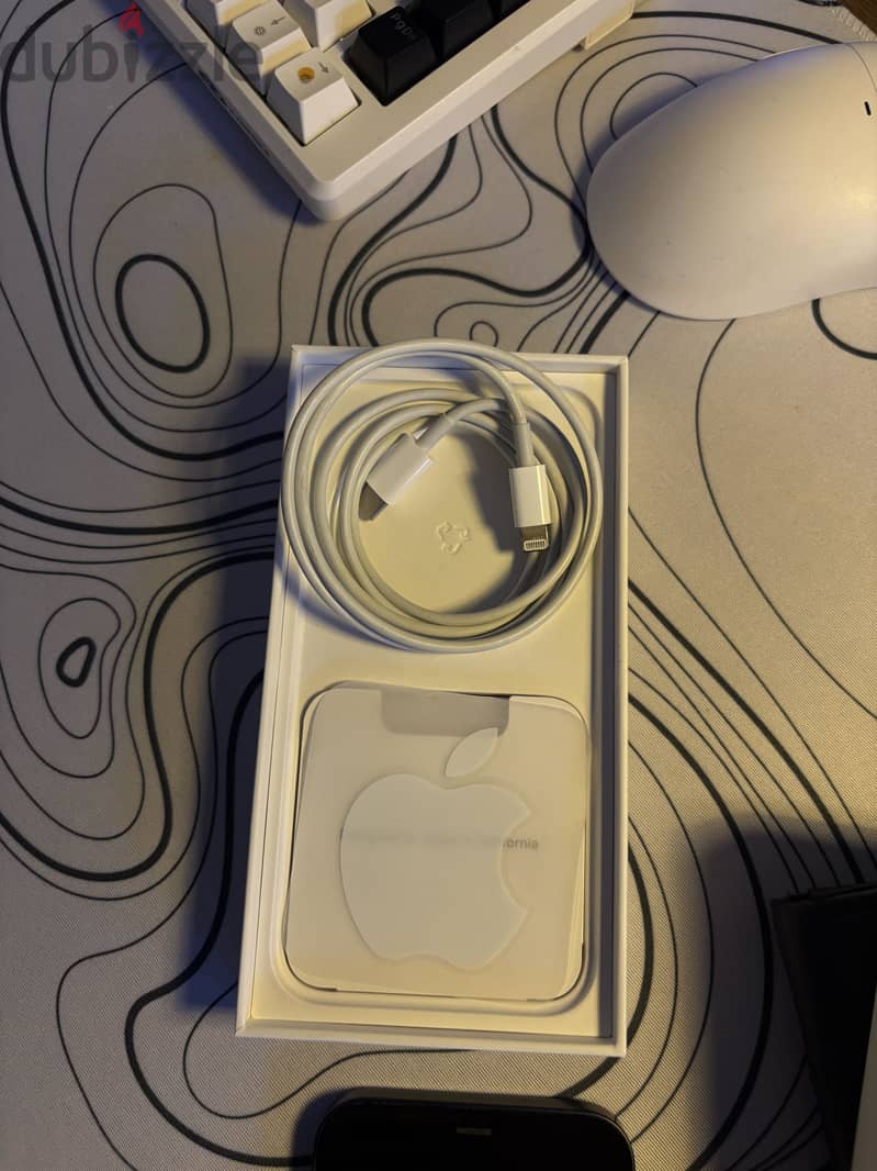 Apple - iPhone 12 5