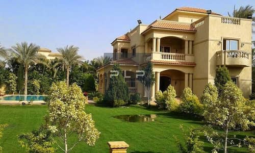 فيلا مستقلة كلاسيك بموقع مميز للبيع في هايد بارك التجمع Hyde Park  New Cairo