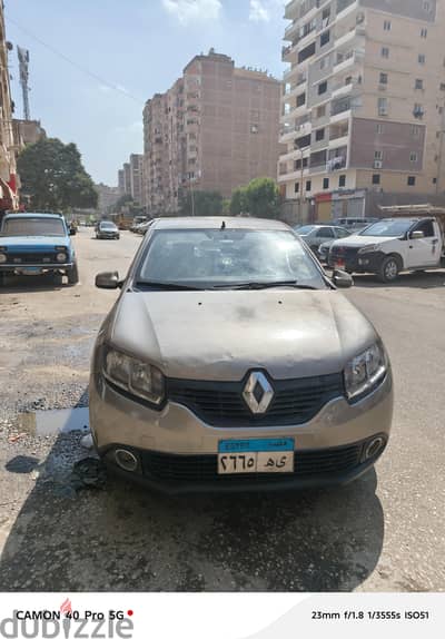رينو لوجان 2015