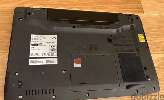 Fujitsu Lifebook AH77/J cor I7 1