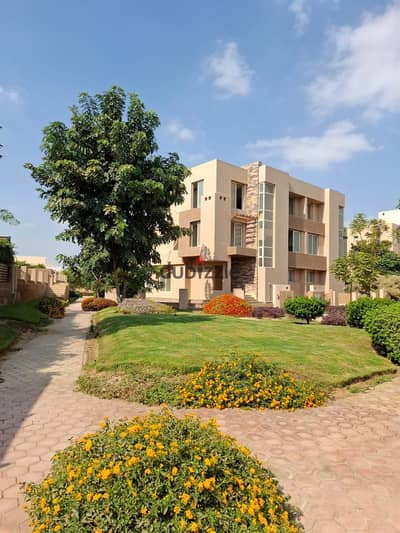 For sale: A large, detached villa in the Reos Compound (Eastern Expansions) featuring an excellent layout.