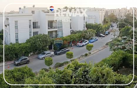 شقة للإيجار في كومباوند  حدائق المهندسين في قلب الشيخ زايد باقرب من المجمع الأسلامي امام شارع المستقبل وبالقرب من كومبوند جرين ريزادينس و الجومان
