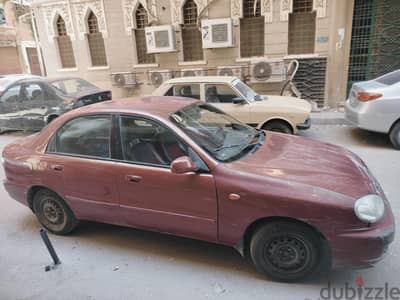 دايو لانوس 2008