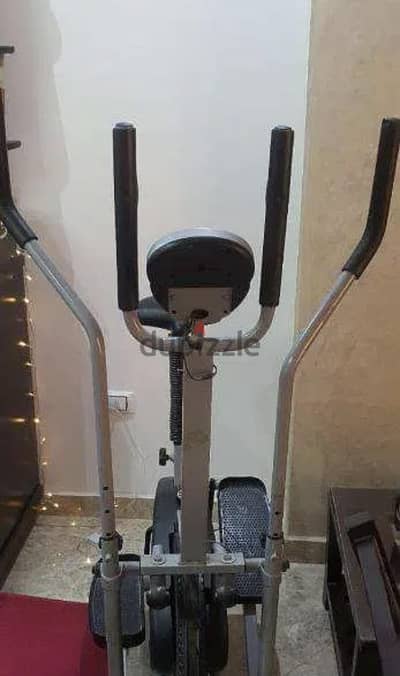 عجل رياضيه ثابته جهاز أوربتراك رياضي منزلي مزود بشاشات عرض ومستشعرات
