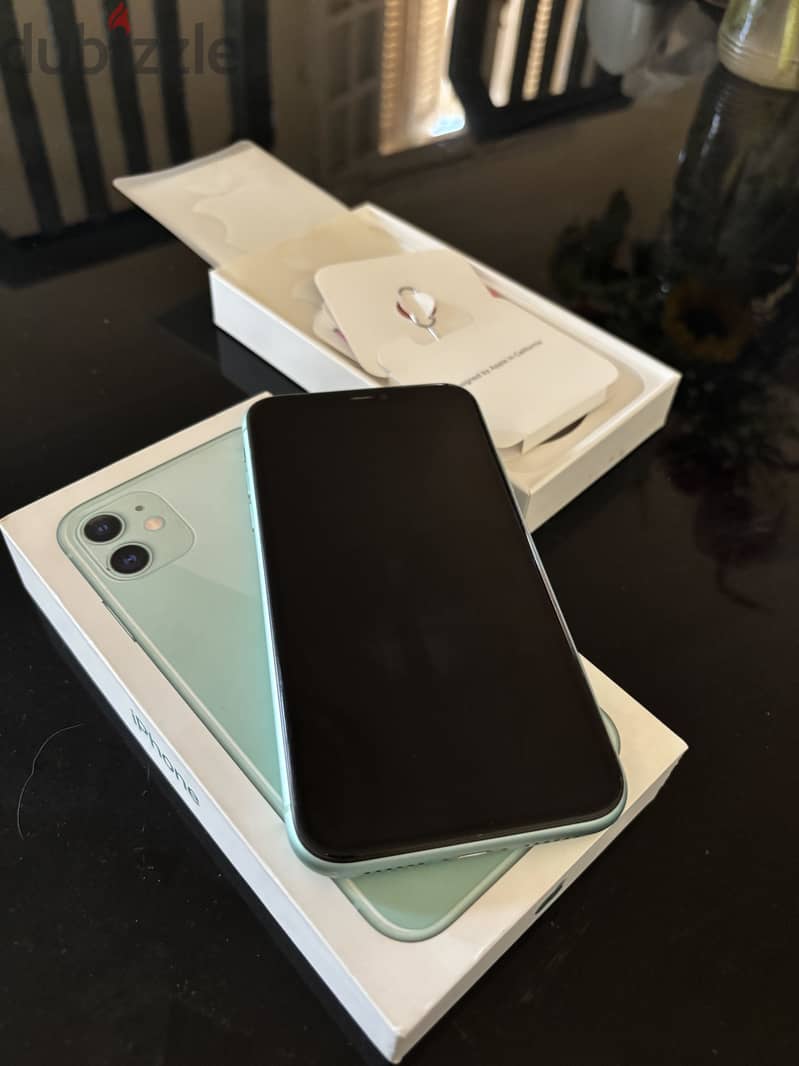 Apple - iPhone 11 1