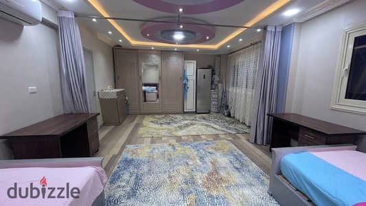 Apartment for sale in the Fifth District, Sheikh Zayed, 240 meters