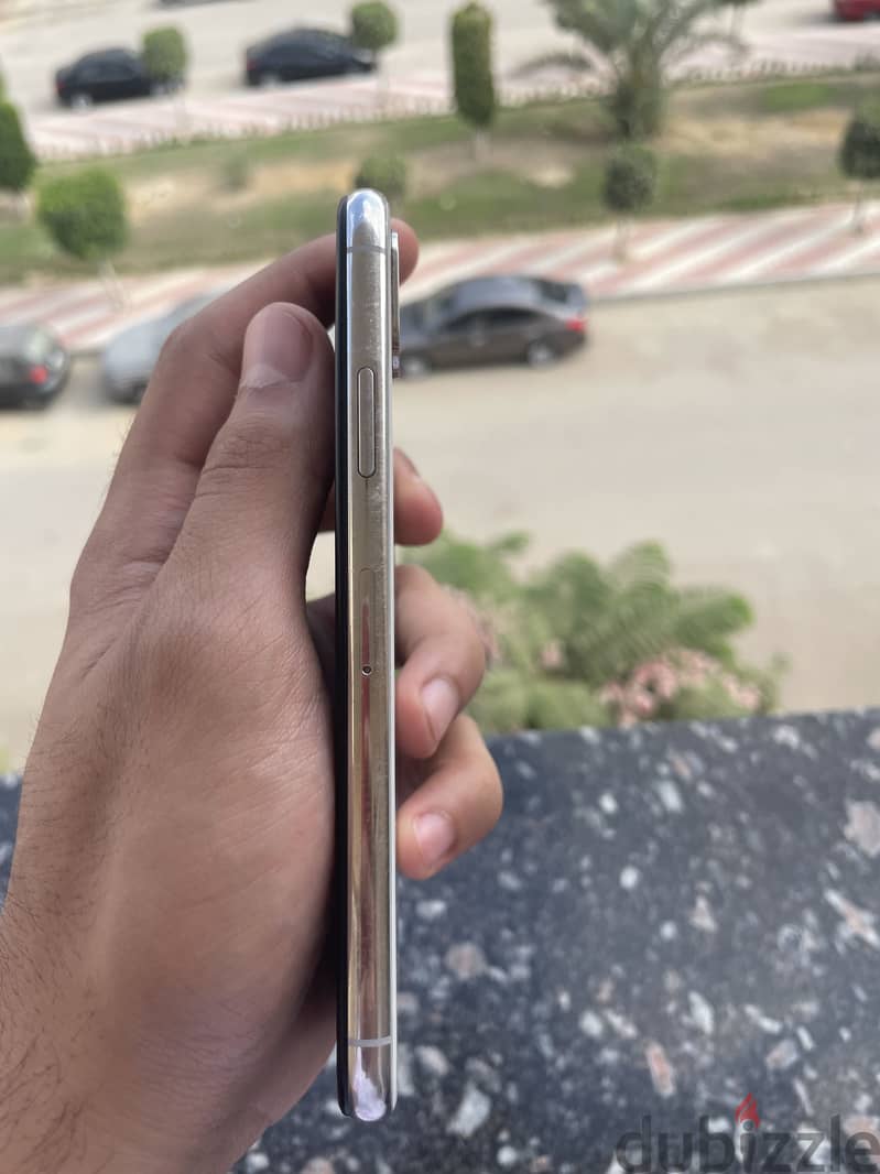 Apple - iPhone X 3