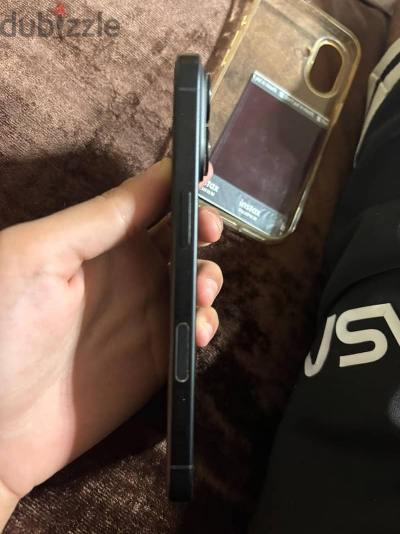 Apple - iPhone 16 2