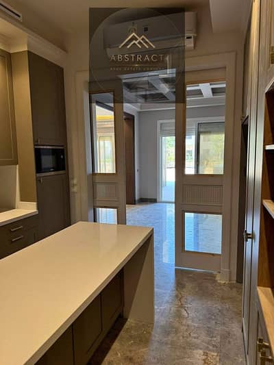 4-Bedroom Villa | Immediate Delivery | Directly on Suez Road | Opposite Al Rehab | Next to Swan Lake