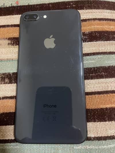 آبل - آيفون 8 بلس