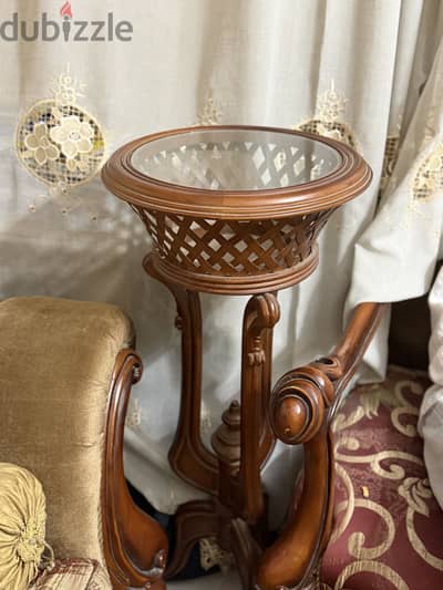 ترابيزه الواحده بالف جنيه