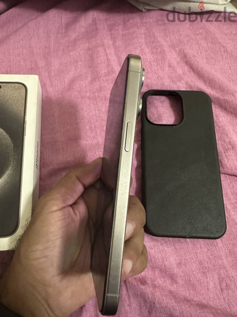 Apple - iPhone 15 Pro Max 5