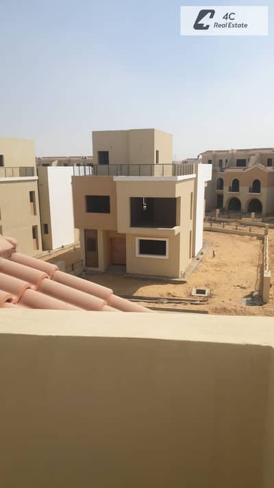 Lowest doen payment available villa 200m installment direct view on lagoon ready to move in saraii new cairo fifth settlement