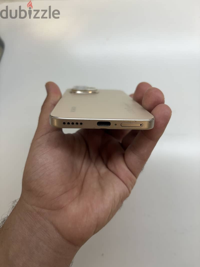 Honor 400 1