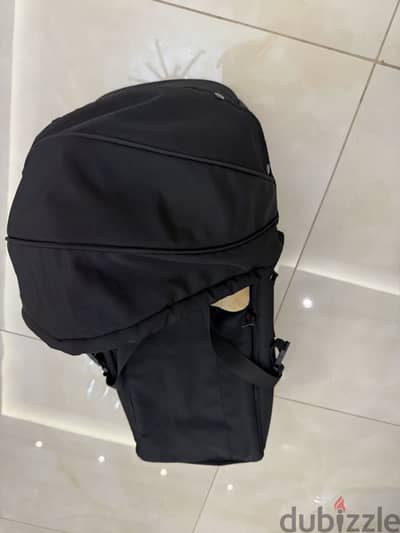 حامل للبيبي ( اطفال ) رضع