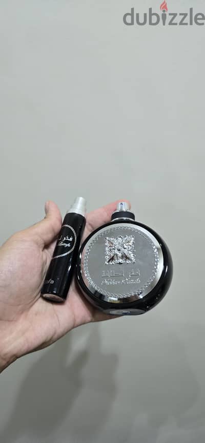 Lattafa Fakhar Black EDP Gift Set (100ml + 12ml + Shower Gel) — Tested Lattafa Fakhar Black EDP Gift Set (100ml + 12ml + Shower Gel) — Tested
