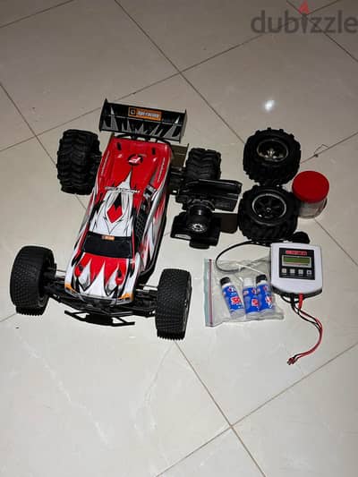 HPI Racing Trophy Truggy Flux 1/8 Brushless RC Car + Charger & Spares