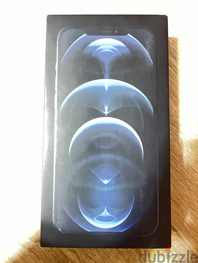 ايفون 12 pro max  512 جيجا حاله ممتاز
