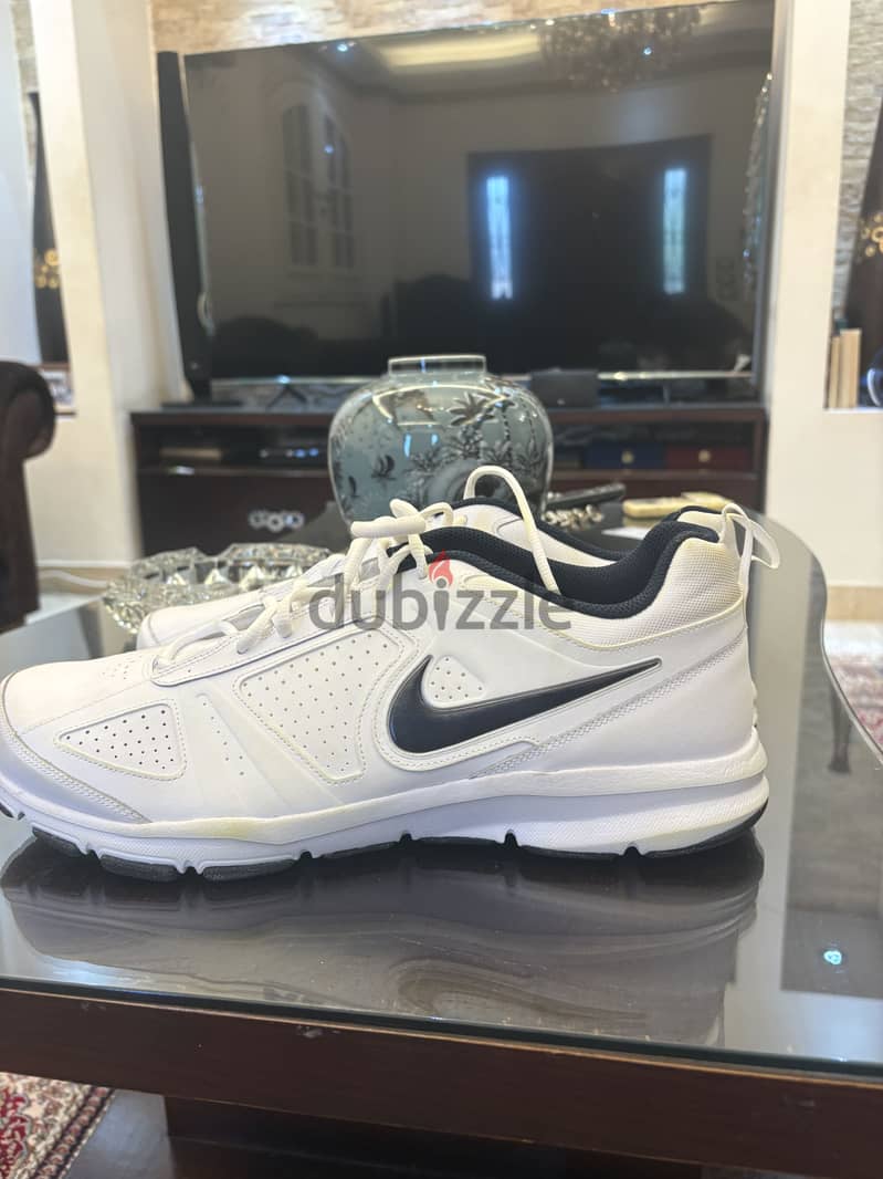 Nike T-Lite XI 1