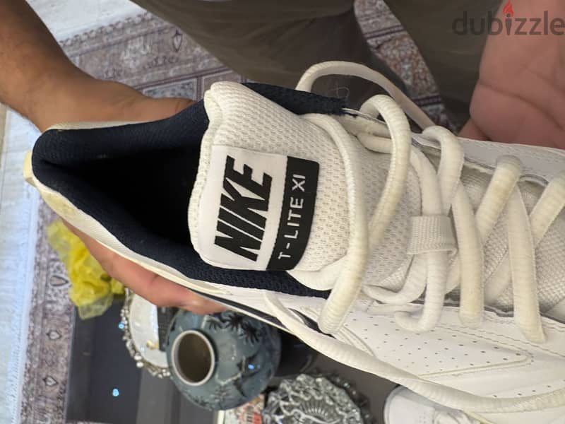 Nike T-Lite XI 2