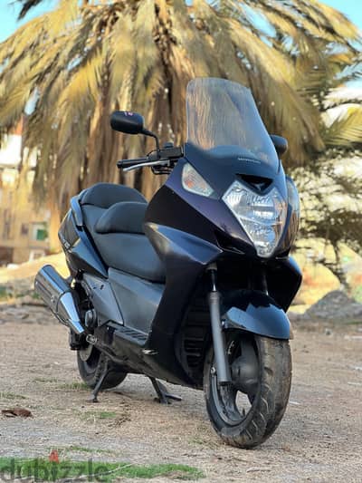 Honda silver wing 600 هوندا سيلفر وينج 600