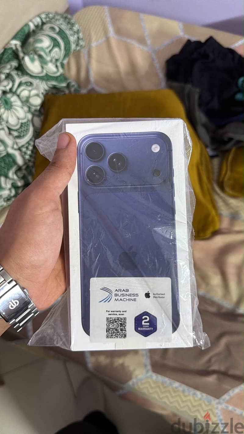 Apple - iPhone 17 Pro Max 1