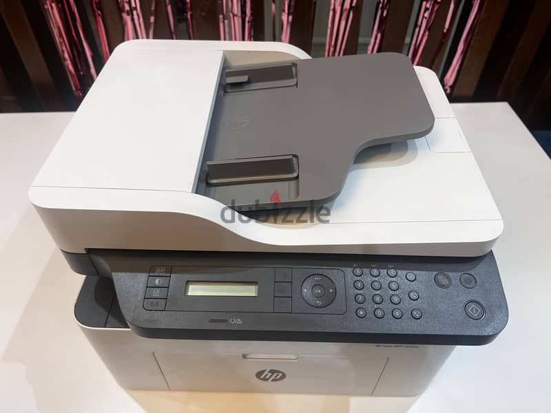 HP Laser MFP 137fnw بالضمان بتاعها 1