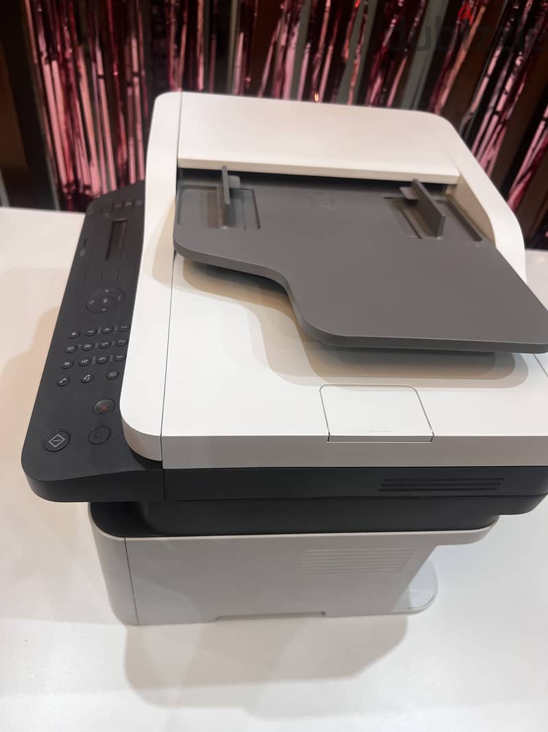 HP Laser MFP 137fnw بالضمان بتاعها 9