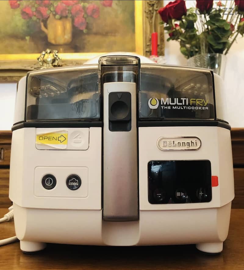 ‏Imported DeLonghi MultiFry Air Fryer with Surround Heating System 3