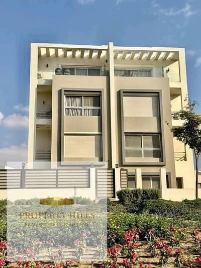 The last garden villa for sale at a bargain price in Hyde Park in the heart of the Fifth Settlement