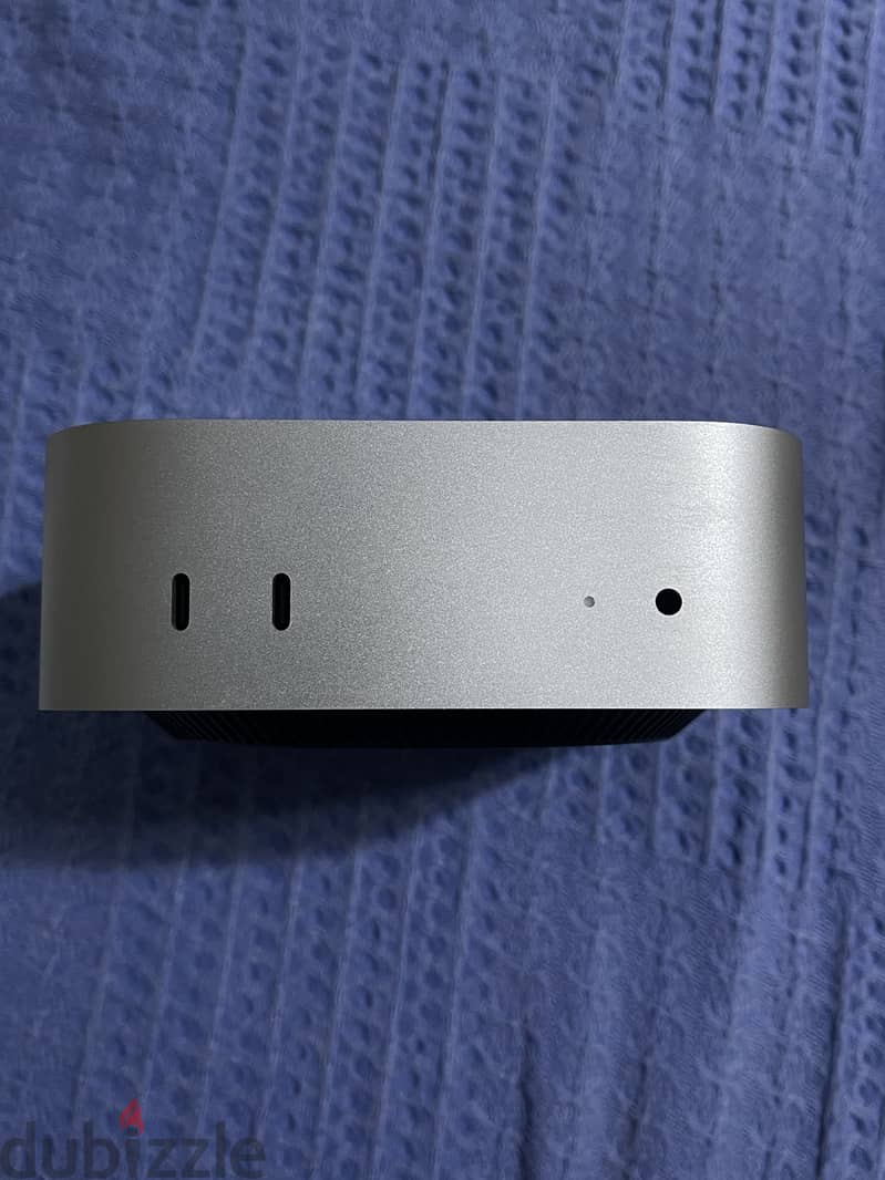 Mac mini M4 4