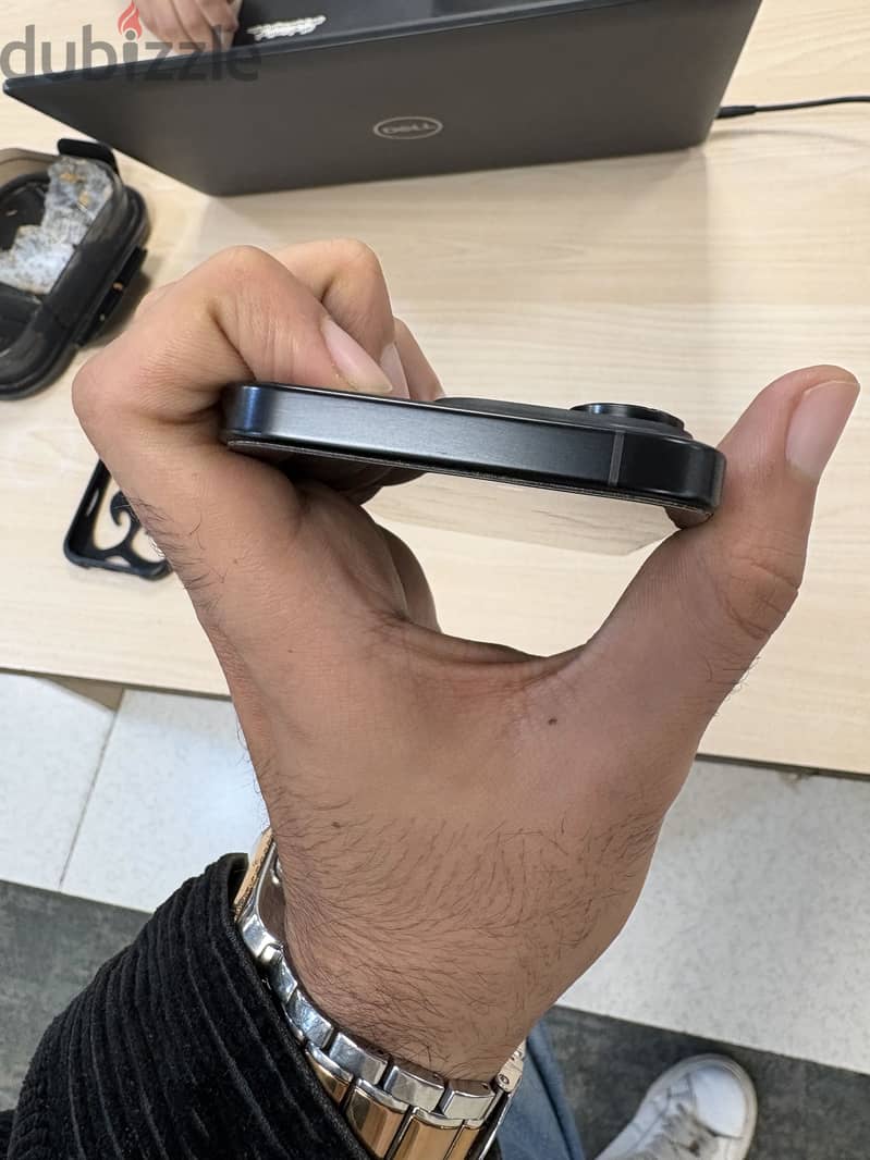 Apple - iPhone 16 Pro 1