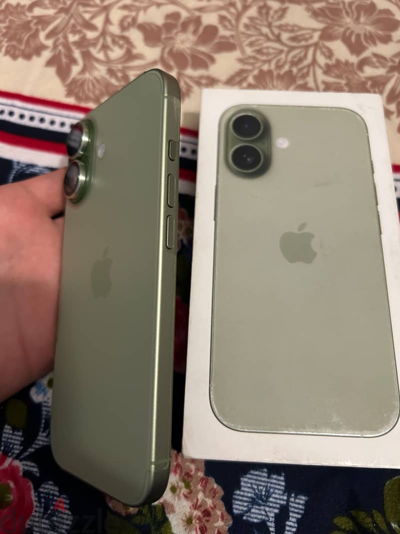 Apple - iPhone 17 3