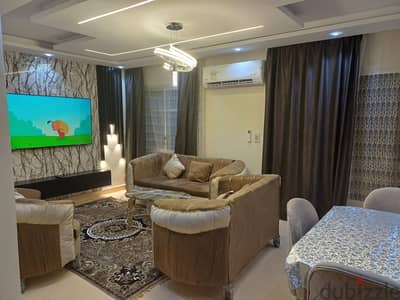 مدينتي مفروشة أول ساكن - فرش فندقي - مكيفة بالكاكل