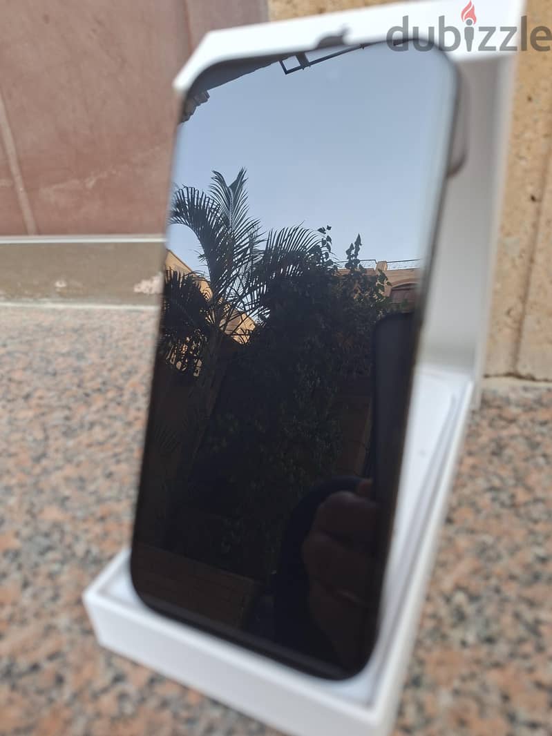 Apple - iPhone 16 Pro 4
