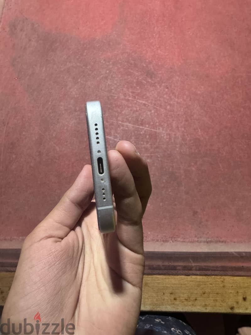 Apple - iPhone 17 5