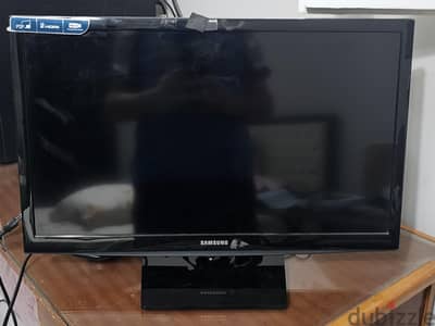 24-inch Samsung HD TV in shape.