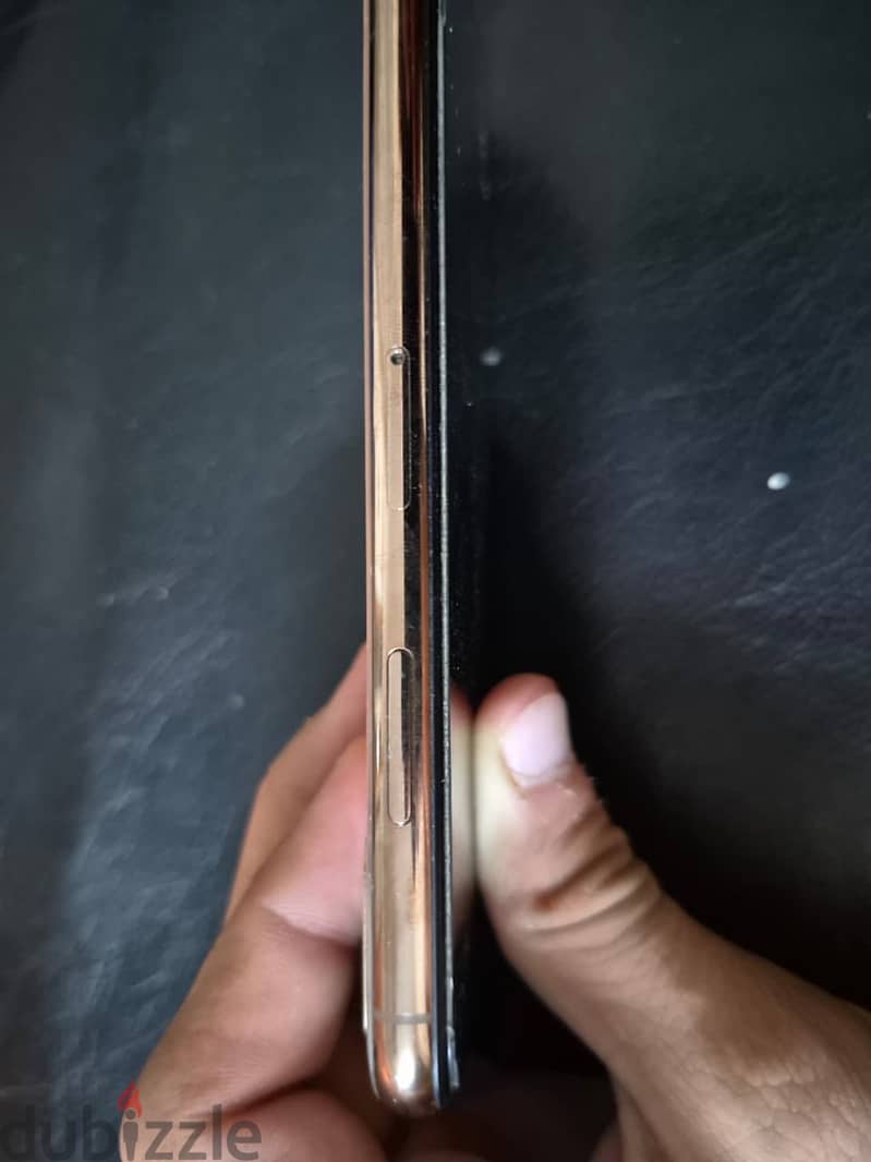 Apple - iPhone XS 1