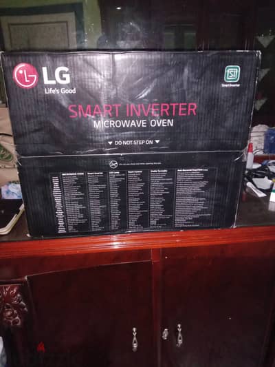 Smart microwave Lg 42litre New