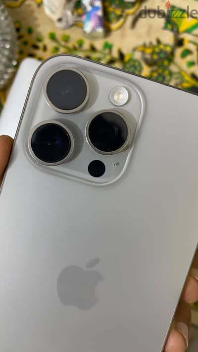 Apple - iPhone 16 Pro Max