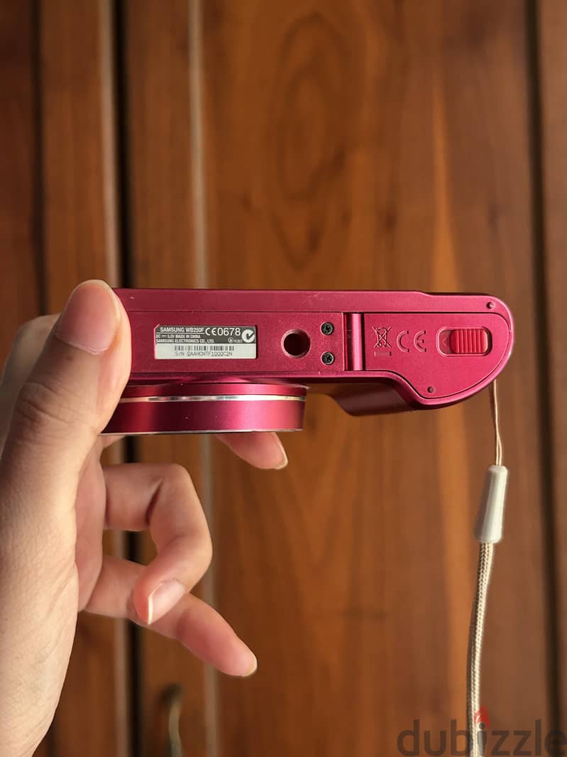 Samsung Wb250F in Pink 1