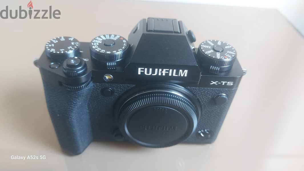fujifilm x -T5 3