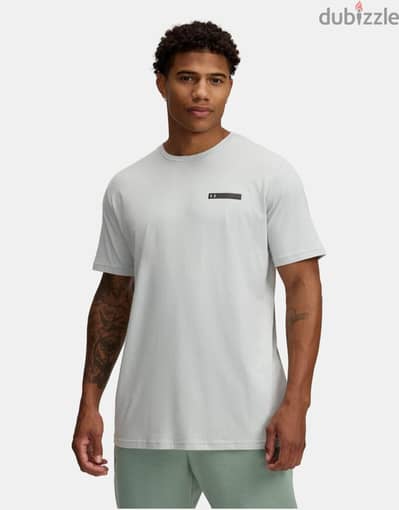 Under armour Grey shirt