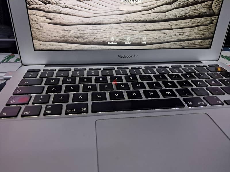 MacBook Air mid 2013 3