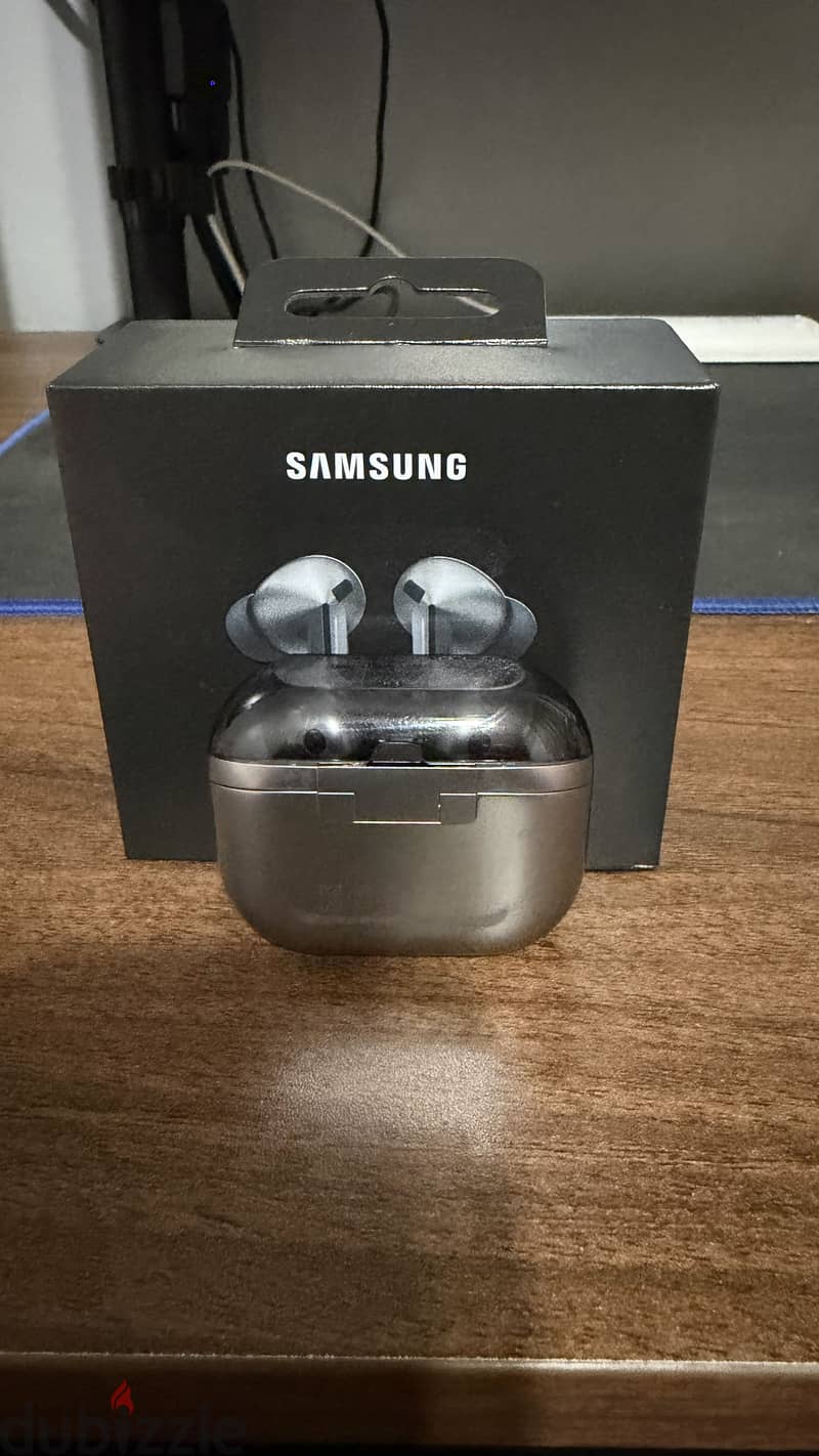 Samsung Galaxy Buds3 Pro – Silver 3