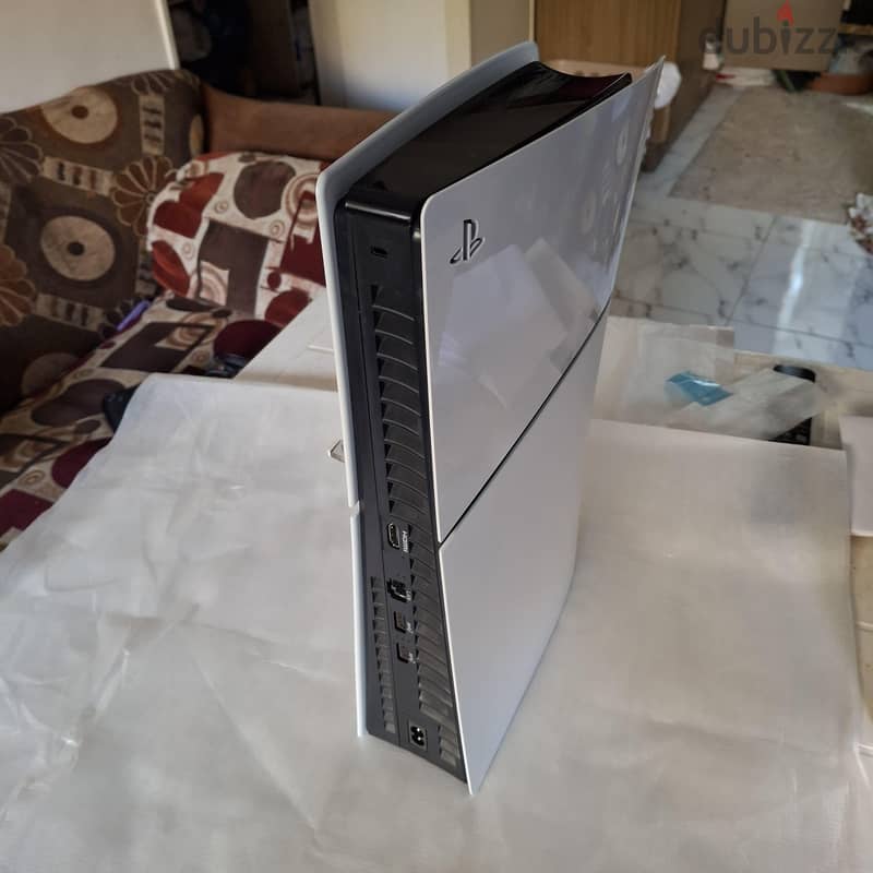 ps5 slim cd 1
