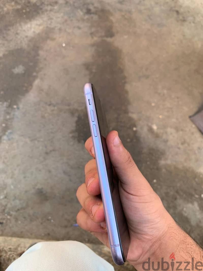 Apple - iPhone 11 2