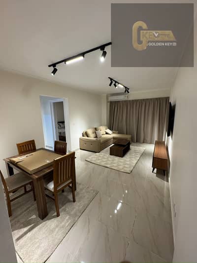 شقة مودرن بتشطيبات خاصة Ultra Super Lux، تصميم عصري راقٍ ومساحات مريحة لعشاق الفخامة والتميز