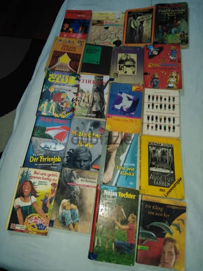 كتب اجنبيه متنوعه